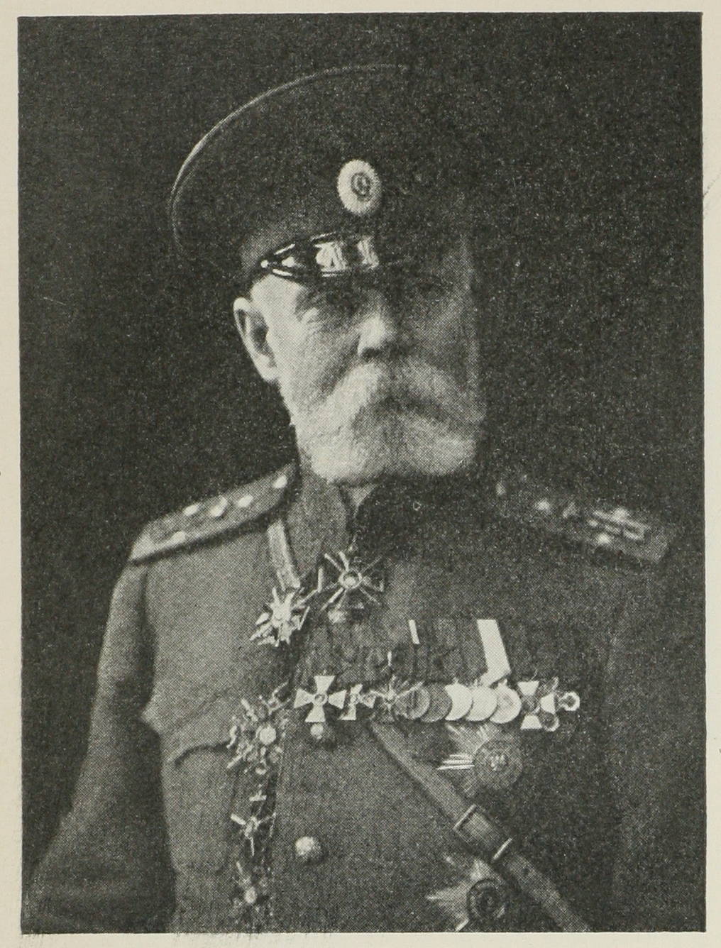 Генералъ-лейтенантъ В. Н. Горбатовскій.